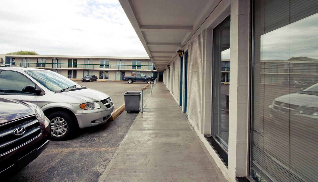 Aladdin Motel Edmonton Ngoại thất bức ảnh